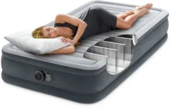 Intex Comfort Plush Luchtbed - Eenpersoons - Ingebouwde Elektrische Pomp -Buiten Kamperen Verkoop 1320 1900 67766 inuse 2023 300