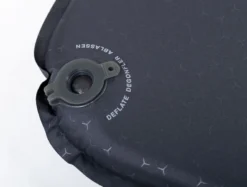 Exped SIM 3.8 M Zelfopblazende Slaapmat -Buiten Kamperen Verkoop 1441 1900 sim black valve close