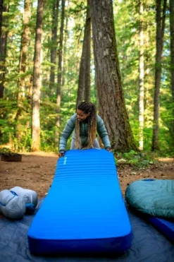 Therm-A-Rest MondoKing 3D 11.0 L Zelfopblazende Slaapmat -Buiten Kamperen Verkoop 1900 1267 2020 thermarest oregon 3sisters geiser 0623