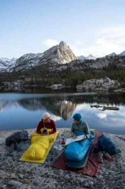 Therm-A-Rest Space Cowboy Mummymodel Slaapzak 9 Therm-A-Rest Space Cowboy Mummymodel Slaapzak -Buiten Kamperen Verkoop 1900 1267 2022 thermarest sierranevada california patitucci 0220 1