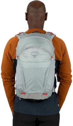 Osprey Hikelite Wandelrugzak - 26 Liter - Zilver 6 Osprey Hikelite Wandelrugzak - 26 Liter - Zilver -Buiten Kamperen Verkoop 1900 1900 0039 hikelite 26l s23 onbody6 silverlining 10004802