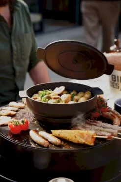 OFYR Tabl'O Cast Iron Casserole Set 2 OFYR Tabl'O Cast Iron Casserole Set -Buiten Kamperen Verkoop 900 600 dsc0509 2