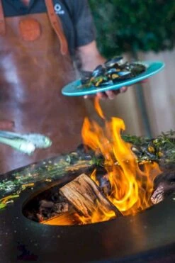 OFYR Classic Black 100 -Buiten Kamperen Verkoop 900 600 ofyr locatie shoot2166