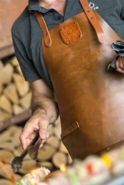 OFYR Leren Schort - Bruin -Buiten Kamperen Verkoop 900 601 apron 001