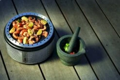 Cobb Premier Houtskoolbarbecue - Grijs 6 Cobb Premier Houtskoolbarbecue - Grijs -Buiten Kamperen Verkoop cobb premier