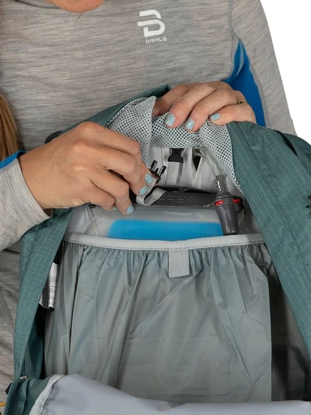 Osprey Stratos wandelrugzak - 24 liter - Blauw Osprey Stratos Wandelrugzak - 24 Liter - Blauw -Buiten Kamperen Verkoop osprey stratossirrus features 7 1 1